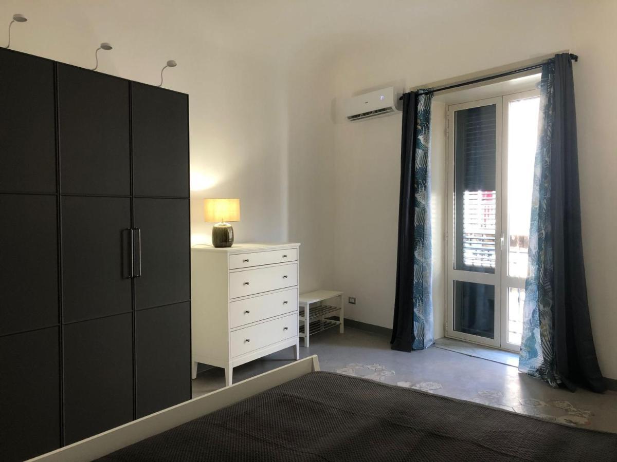 City Center Apartment Da Felu Palerme Extérieur photo