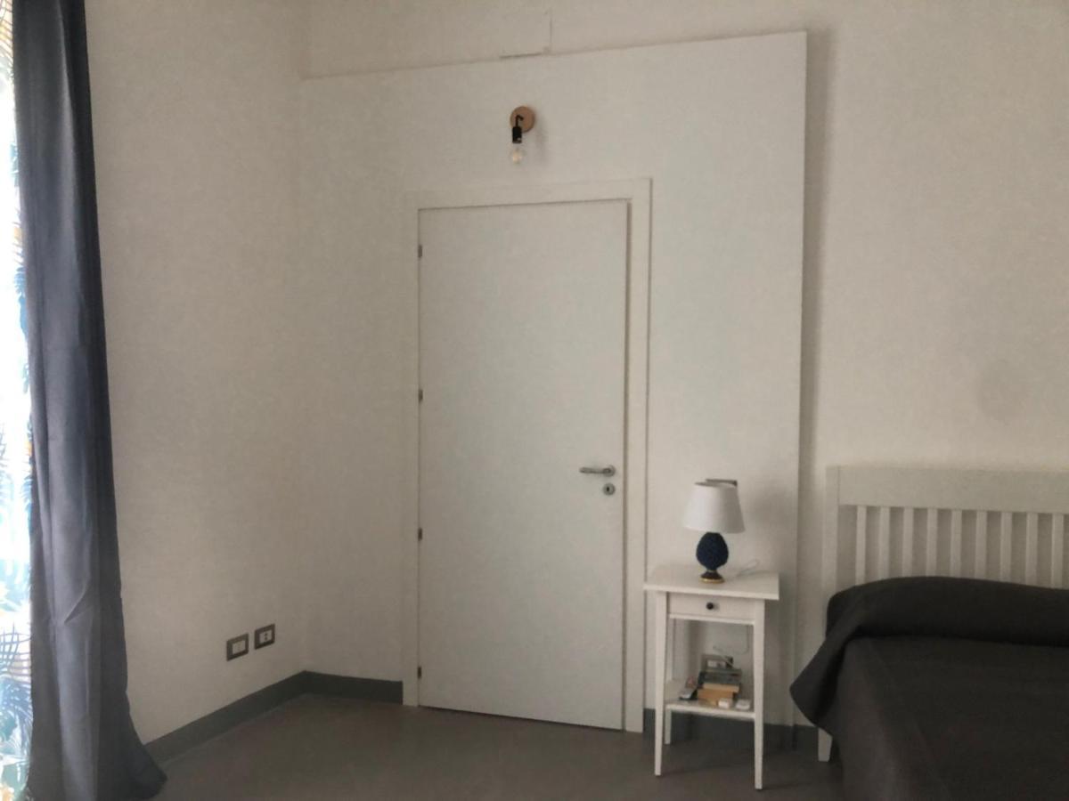City Center Apartment Da Felu Palerme Extérieur photo
